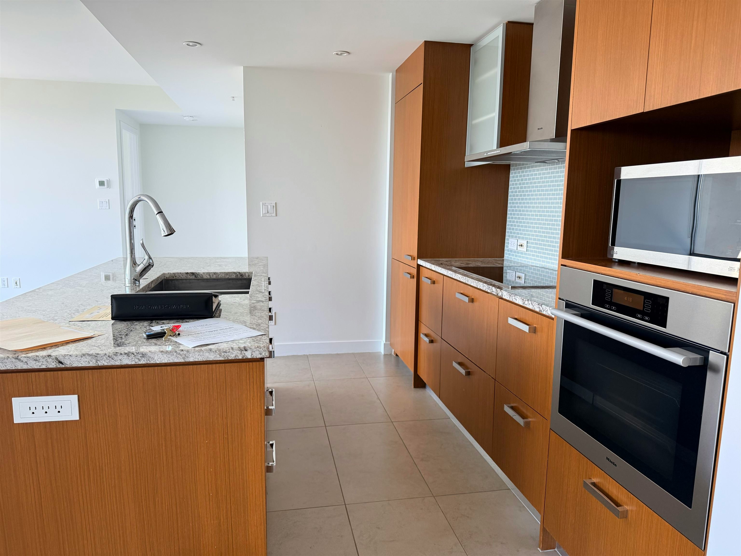 3105-1028 Barclay Street, Vancouver, BC, V6E 0B1 - 3