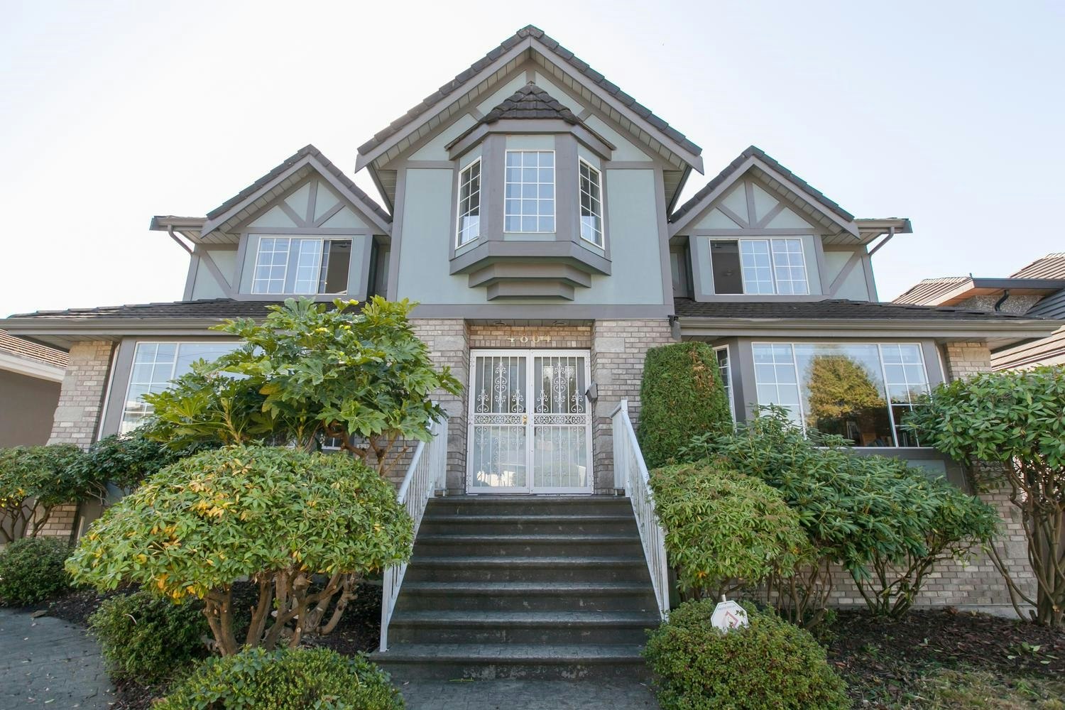 D-4864 Watling Street, Burnaby, BC, V5W 2N6 - 6