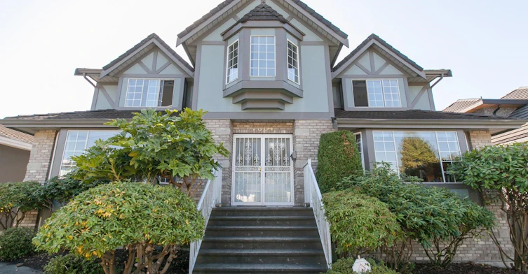 D-4864 Watling Street, Burnaby, BC, V5W 2N6 - 6