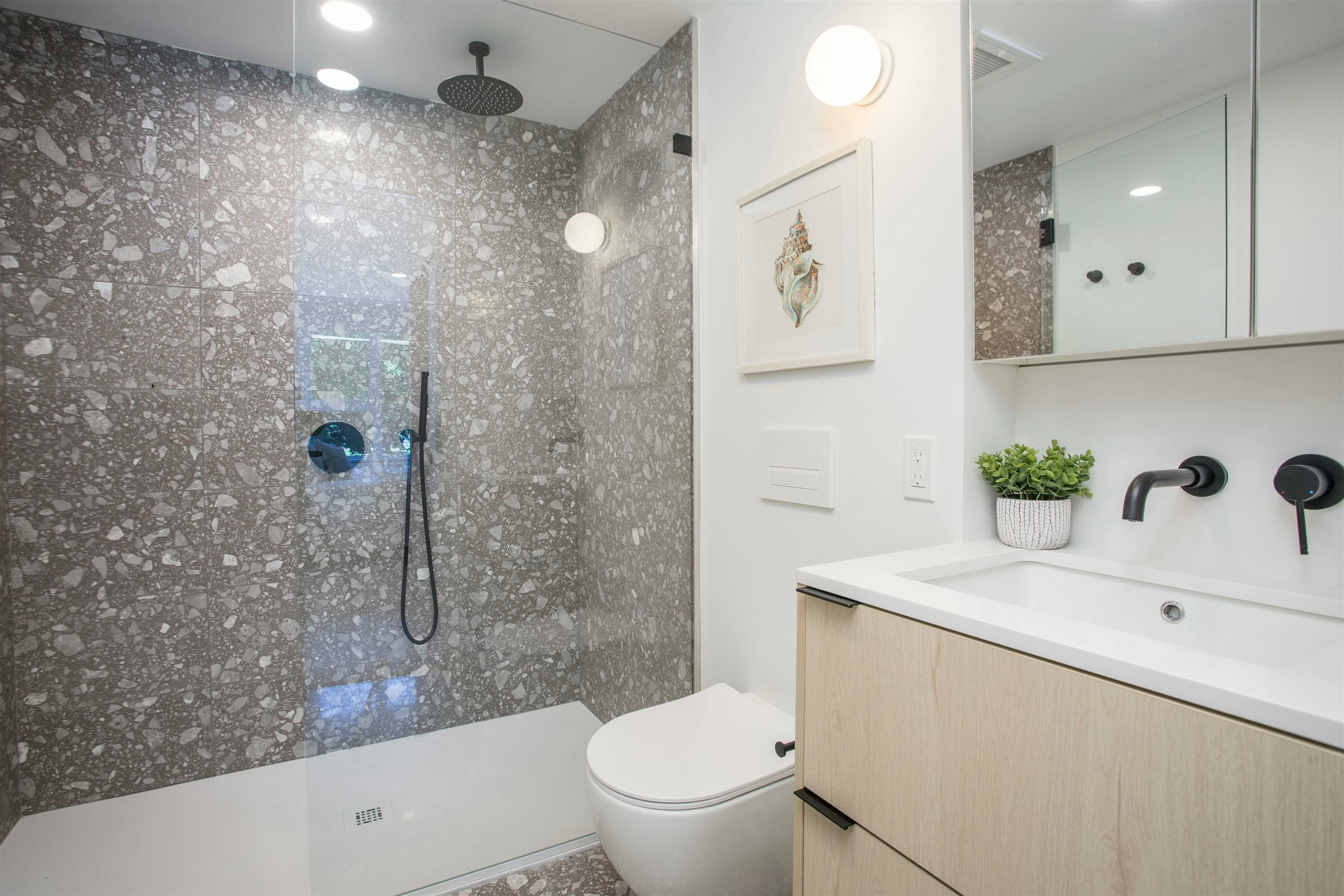TH201-2471 St. George Street, Vancouver, BC, V5T 1W9 - 18