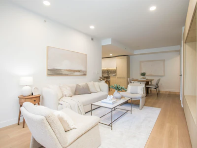 TH201-2471 St. George Street - 5