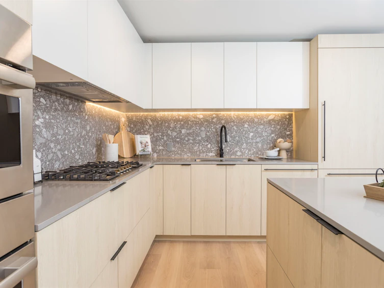 TH201-2471 St. George Street, Vancouver, BC, V5T 1W9 - 13