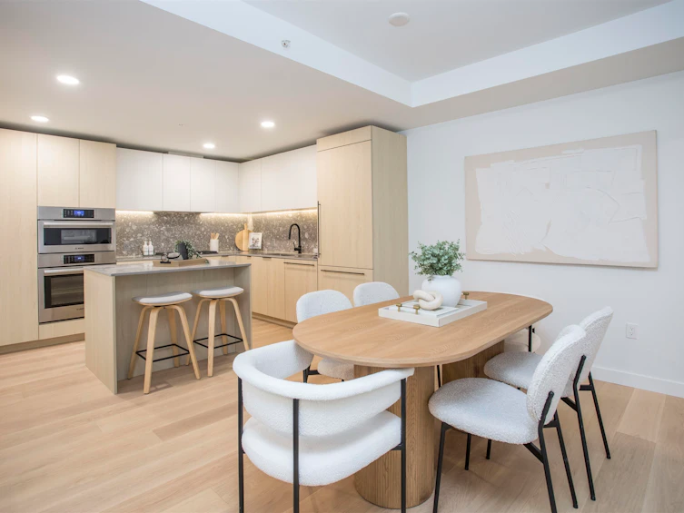 TH201-2471 St. George Street, Vancouver, BC, V5T 1W9 - 11