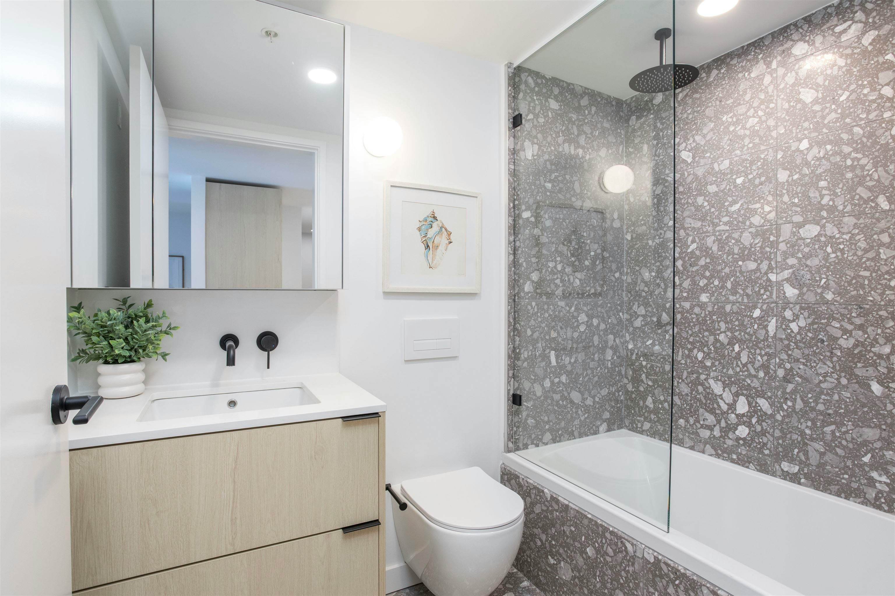 TH201-2471 St. George Street, Vancouver, BC, V5T 1W9 - 23