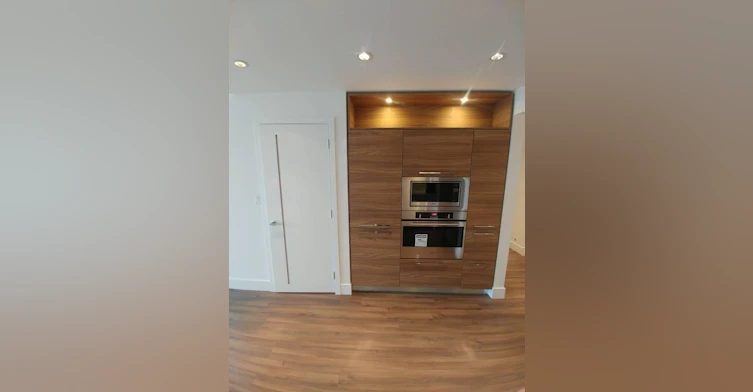 709-7388 Kingsway, Burnaby, BC, V3N 0G9 - 2