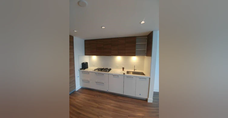 709-7388 Kingsway, Burnaby, BC, V3N 0G9