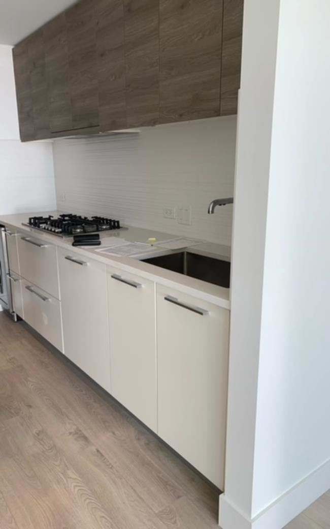 709-7388 Kingsway, Burnaby, BC, V3N 0G9 - 3