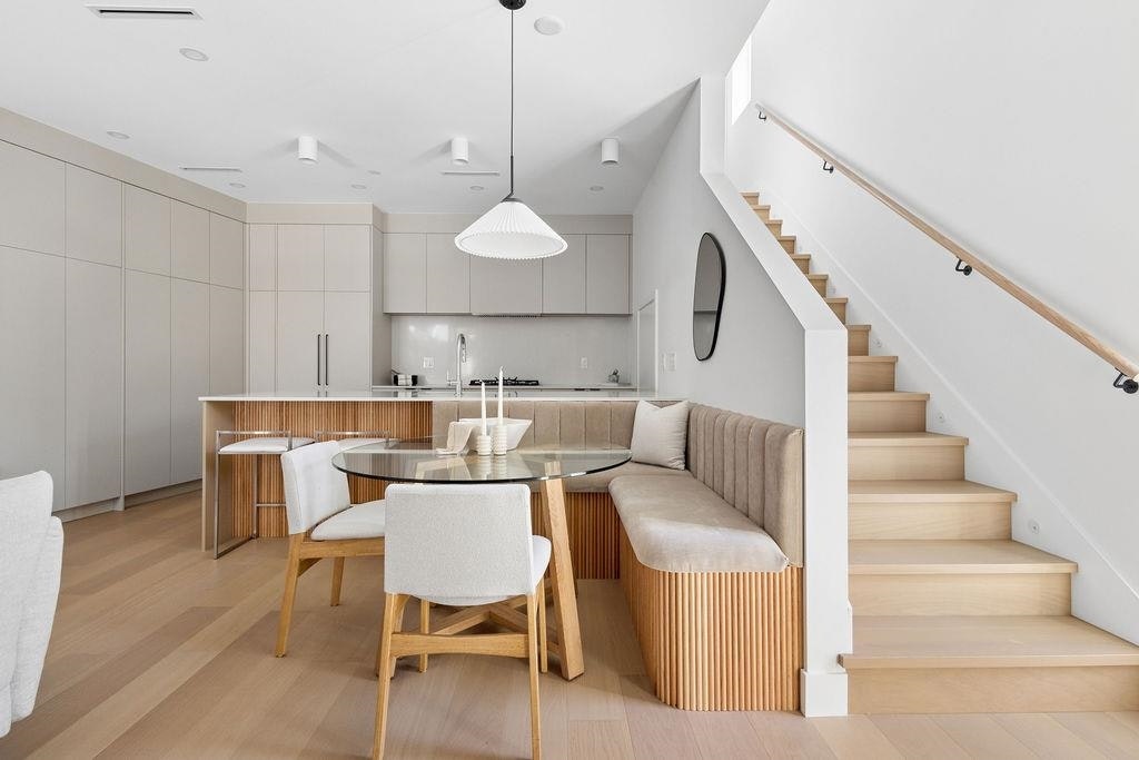 1-2124 E 8 Avenue, Vancouver, BC, V5N 1V5 - 14