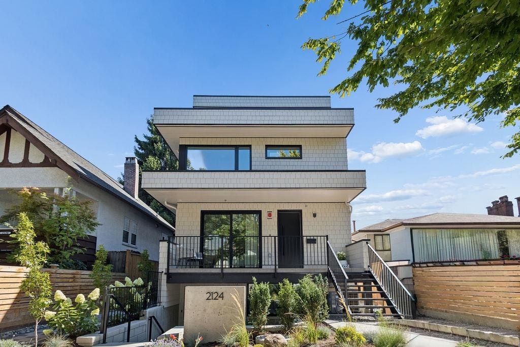 1-2124 E 8 Avenue, Vancouver, BC, V5N 1V5