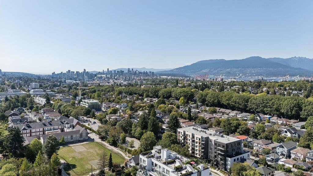 1-2124 E 8 Avenue, Vancouver, BC, V5N 1V5 - 39