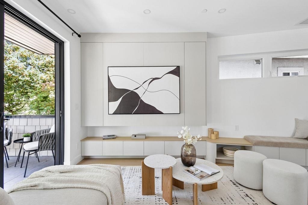 1-2124 E 8 Avenue - 5