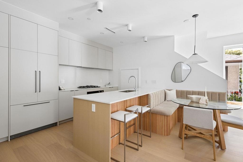 1-2124 E 8 Avenue, Vancouver, BC, V5N 1V5 - 9