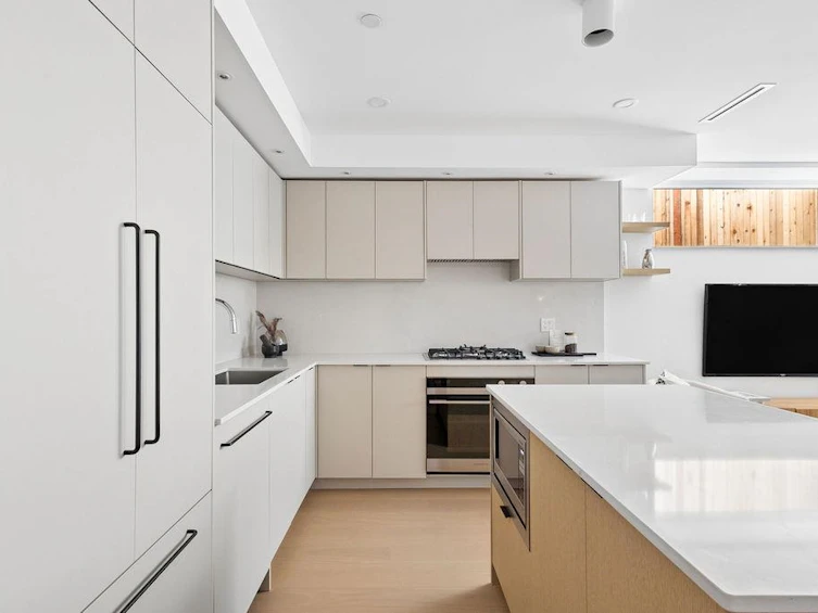2-2124 E 8 Avenue, Vancouver, BC, V5N 1V5 - 6