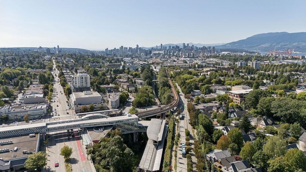 2-2124 E 8 Avenue, Vancouver, BC, V5N 1V5 - 30