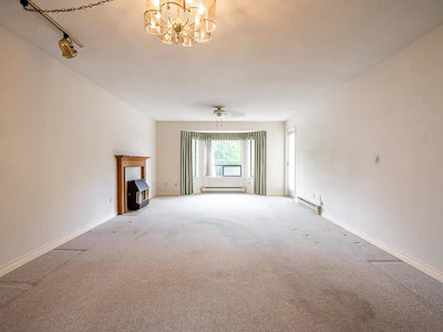 201-14957 Thrift Avenue - 4