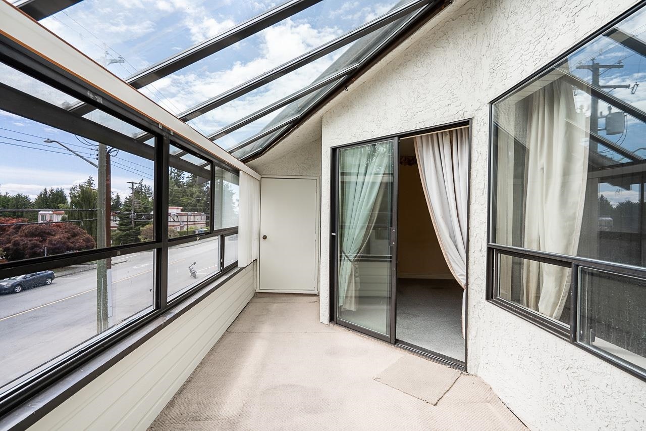 201-14957 Thrift Avenue, Surrey, BC, V4B 2K1 - 21