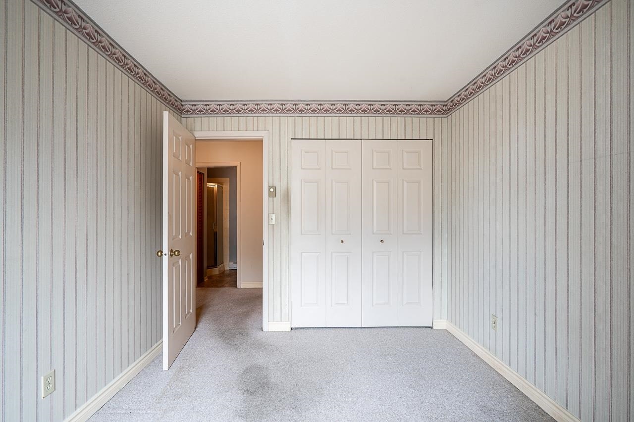 201-14957 Thrift Avenue, Surrey, BC, V4B 2K1 - 18