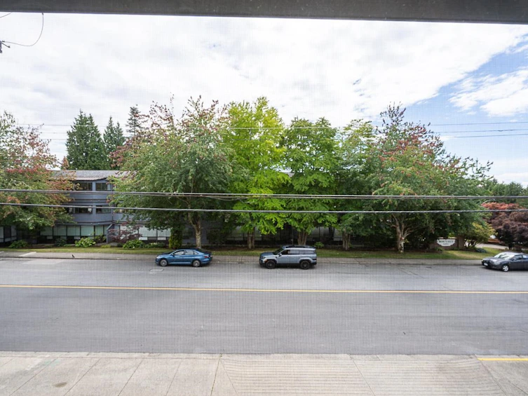 201-14957 Thrift Avenue, Surrey, BC, V4B 2K1 - 23