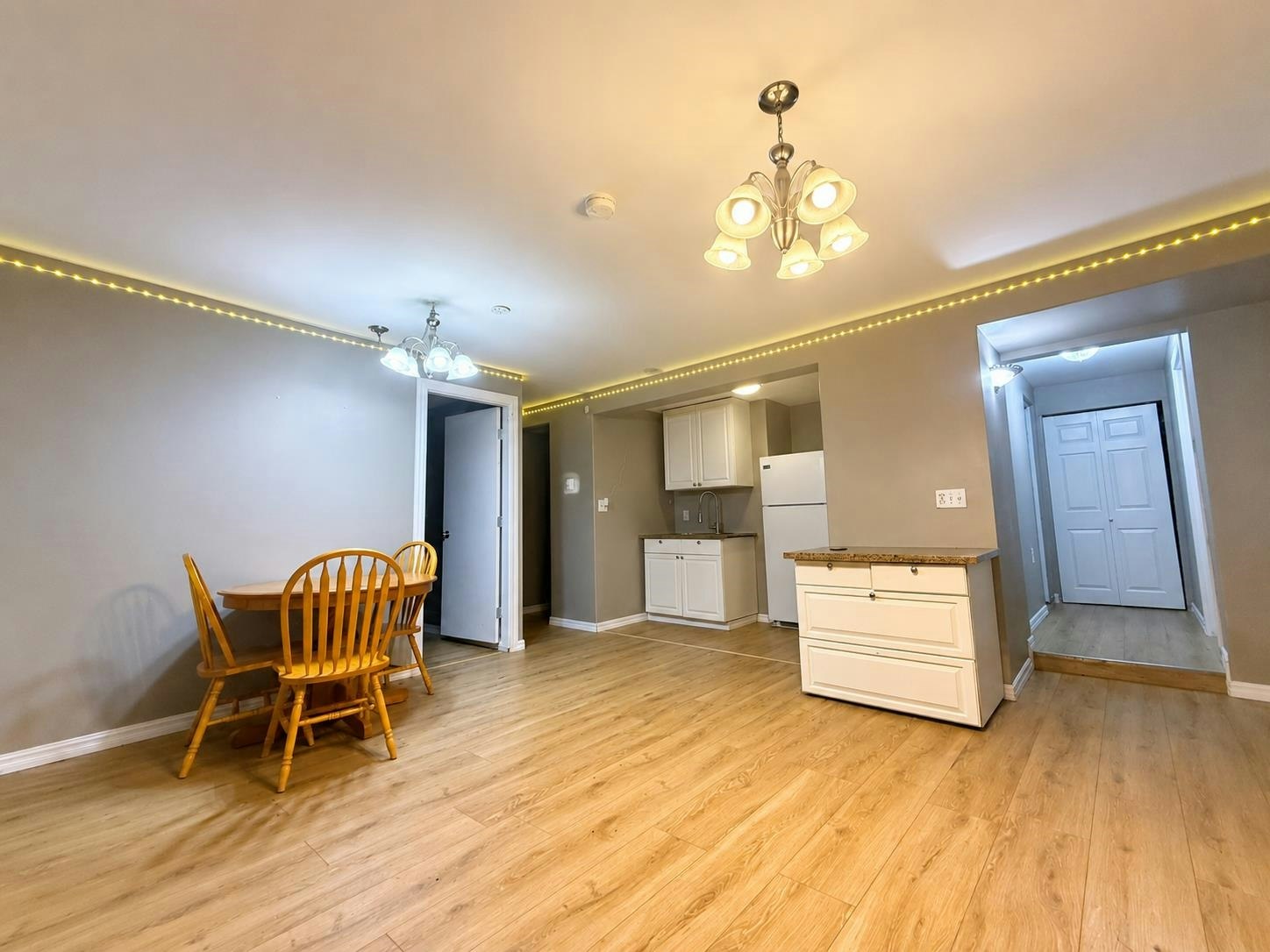 11530 Wood Street, Maple Ridge, BC, V2X 4Z9 - 4