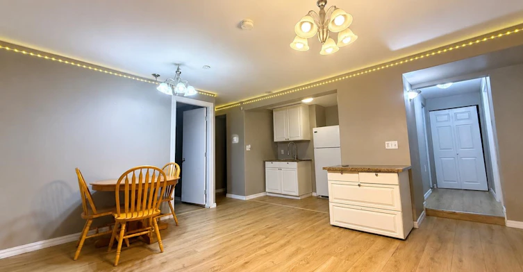 11530 Wood Street, Maple Ridge, BC, V2X 4Z9 - 4