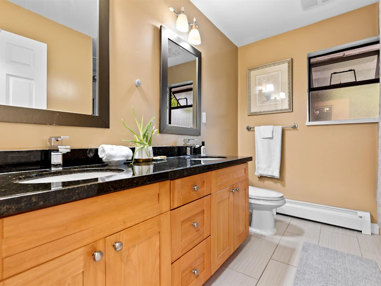 7995 Woodhurst Drive, Burnaby, BC, V5A 4C6 - 30