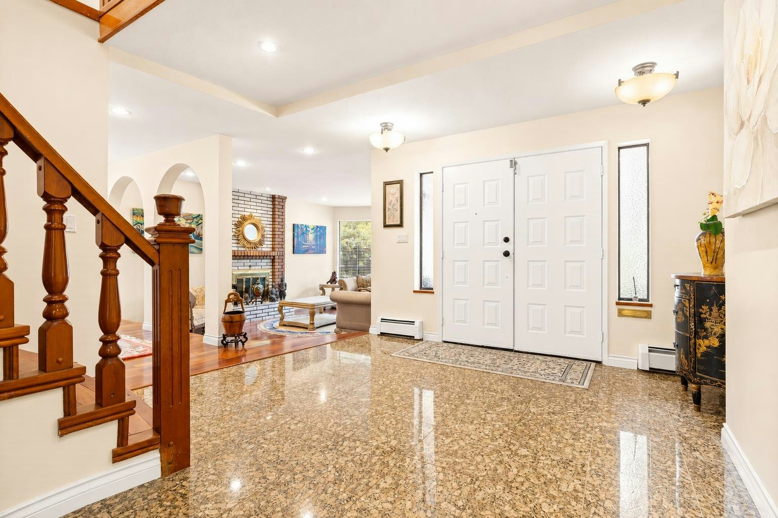 7995 Woodhurst Drive - 2