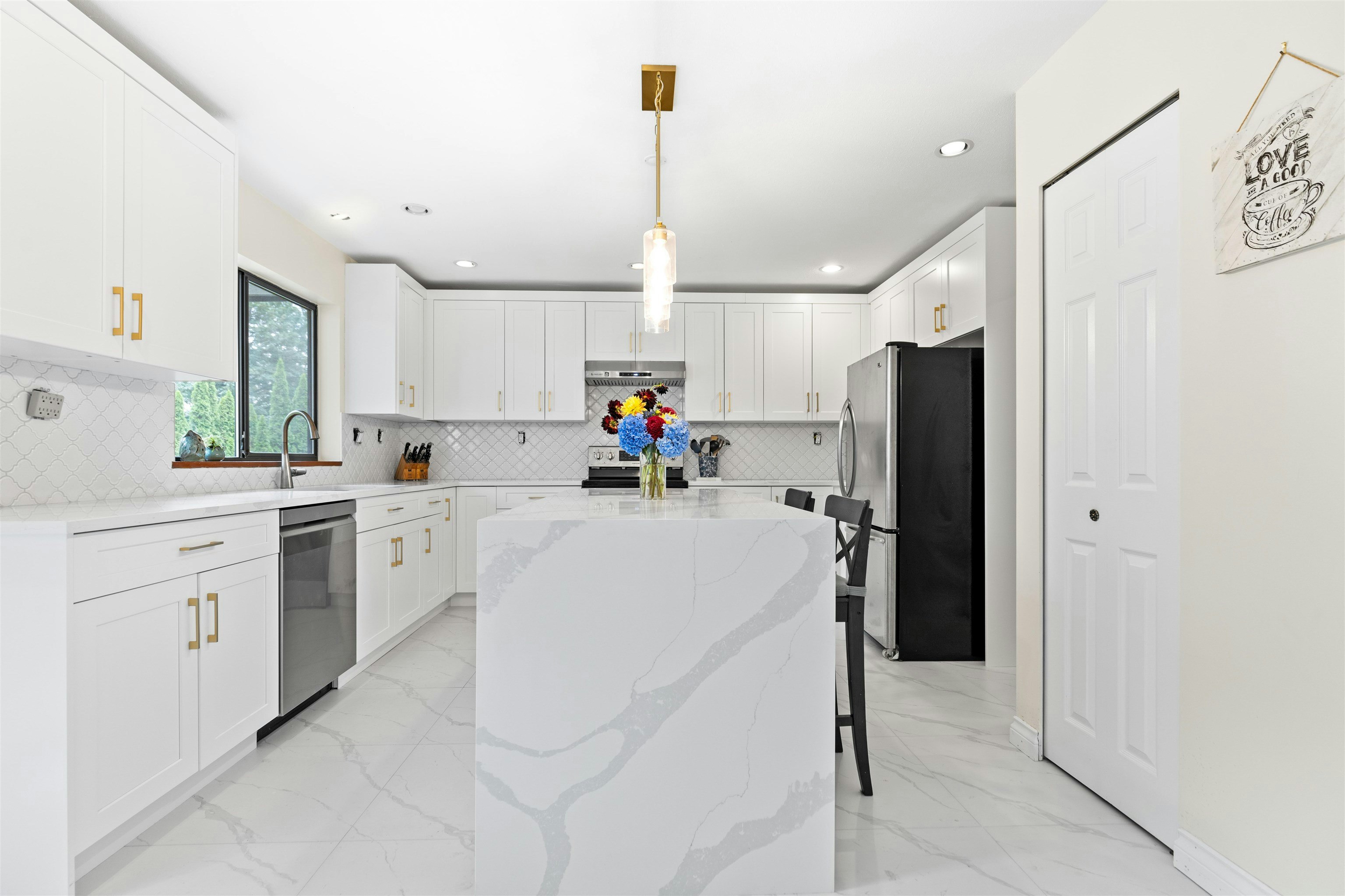7995 Woodhurst Drive, Burnaby, BC, V5A 4C6 - 9