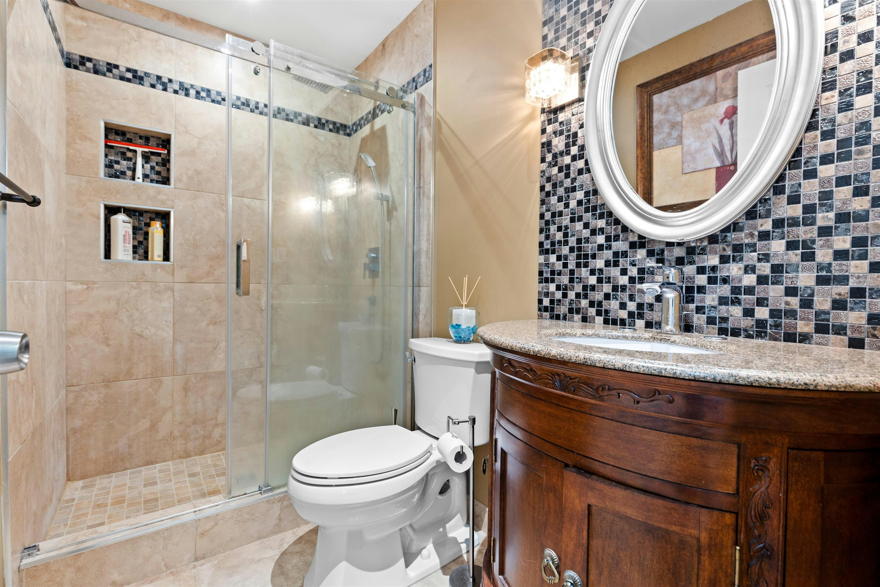 7995 Woodhurst Drive, Burnaby, BC, V5A 4C6 - 14