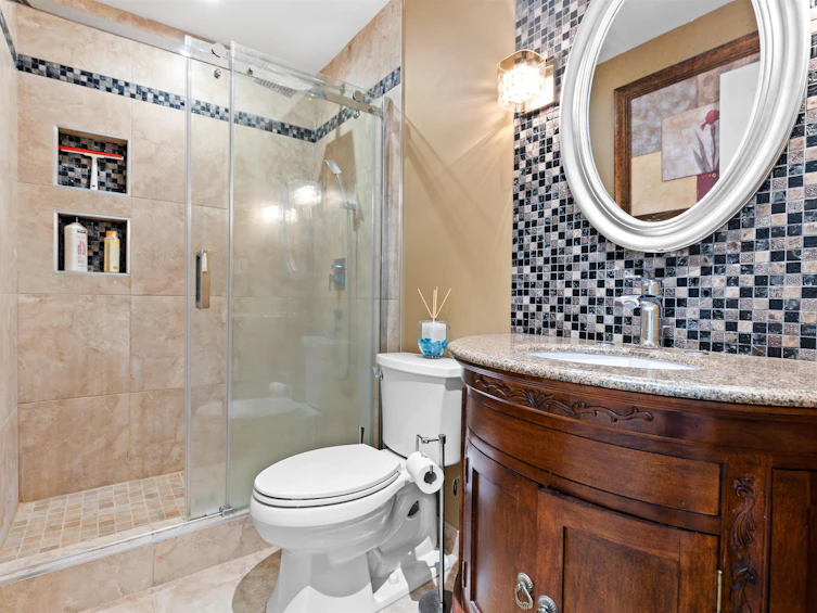 7995 Woodhurst Drive, Burnaby, BC, V5A 4C6 - 14