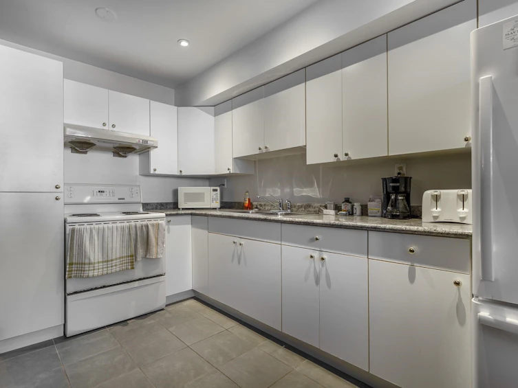 14775 59a Avenue, Surrey, BC, V3S 0R6 - 25