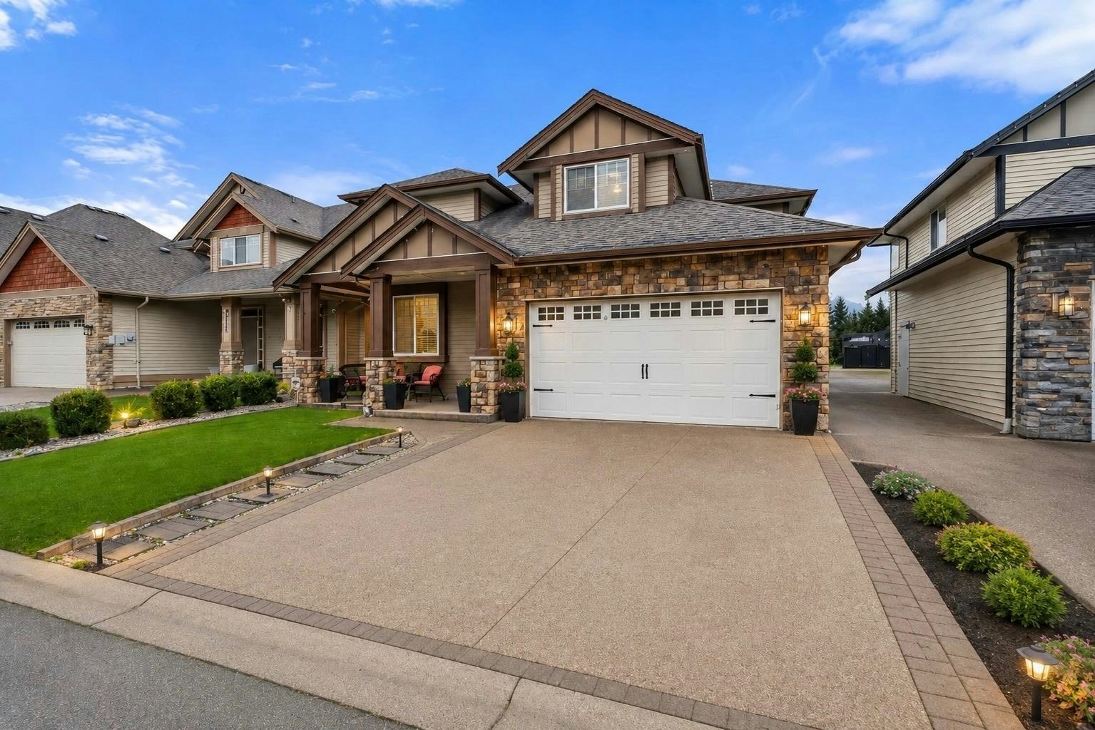 6556 Lavender Place, Chilliwack, BC, V2R 0H5 - 2