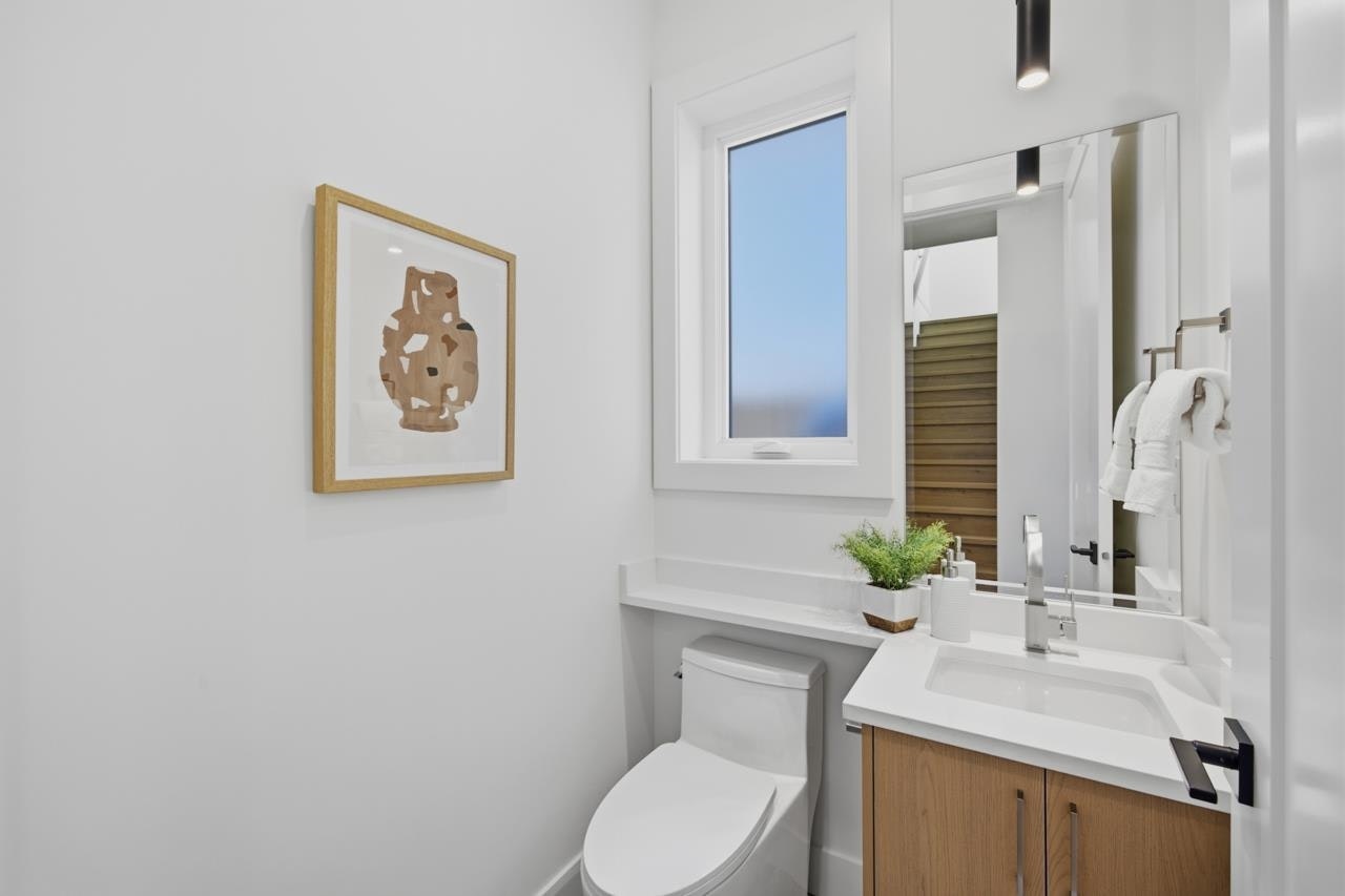 1-3018 E 19th Avenue, Vancouver, BC, V5M 2S9 - 12