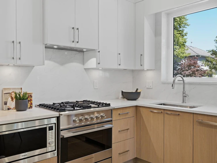1-3018 E 19th Avenue, Vancouver, BC, V5M 2S9 - 11