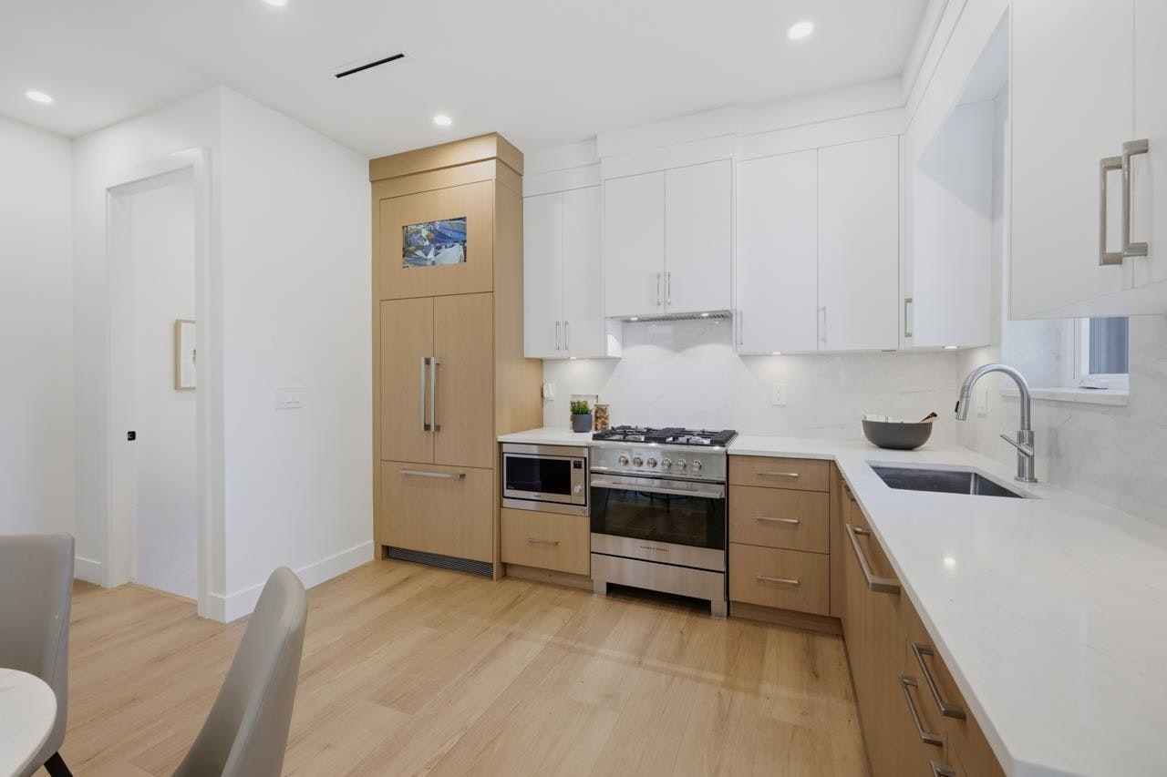 1-3018 E 19th Avenue, Vancouver, BC, V5M 2S9 - 9