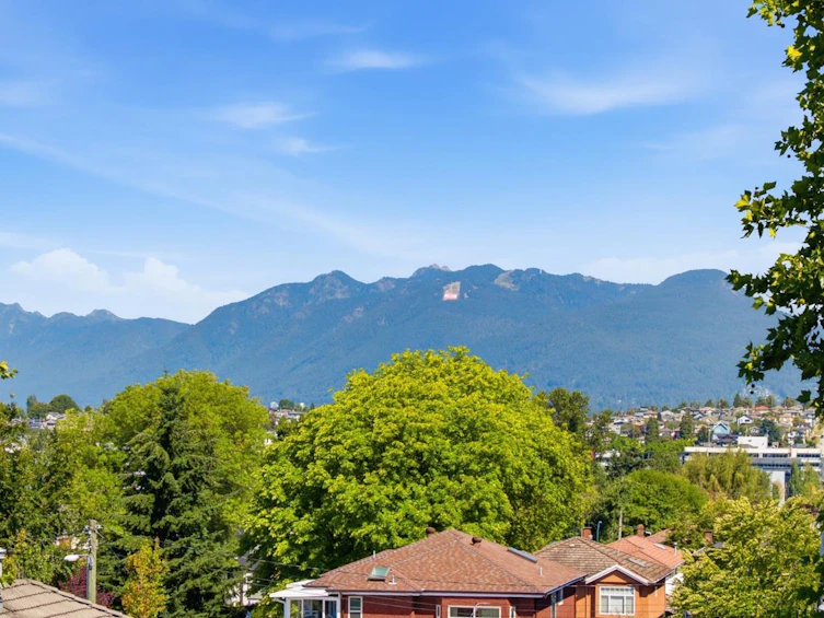 1-3018 E 19th Avenue, Vancouver, BC, V5M 2S9 - 30