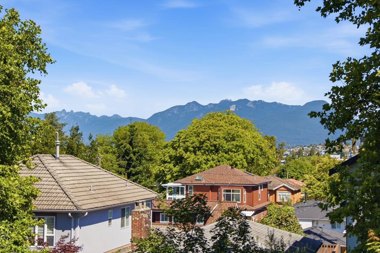 1-3018 E 19th Avenue, Vancouver, BC, V5M 2S9 - 24