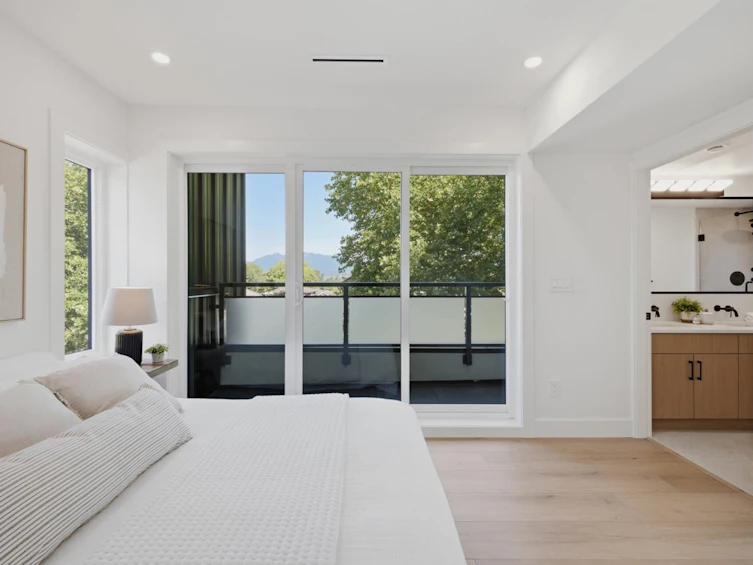 1-3018 E 19th Avenue, Vancouver, BC, V5M 2S9 - 21