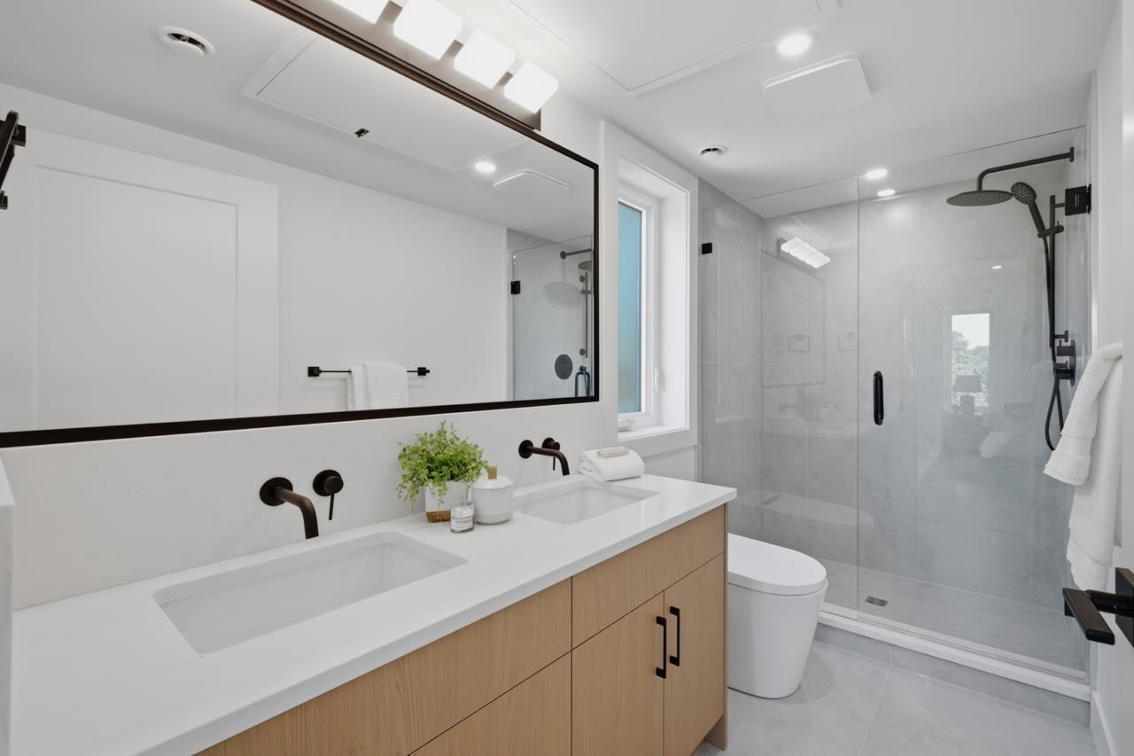 1-3018 E 19th Avenue, Vancouver, BC, V5M 2S9 - 22