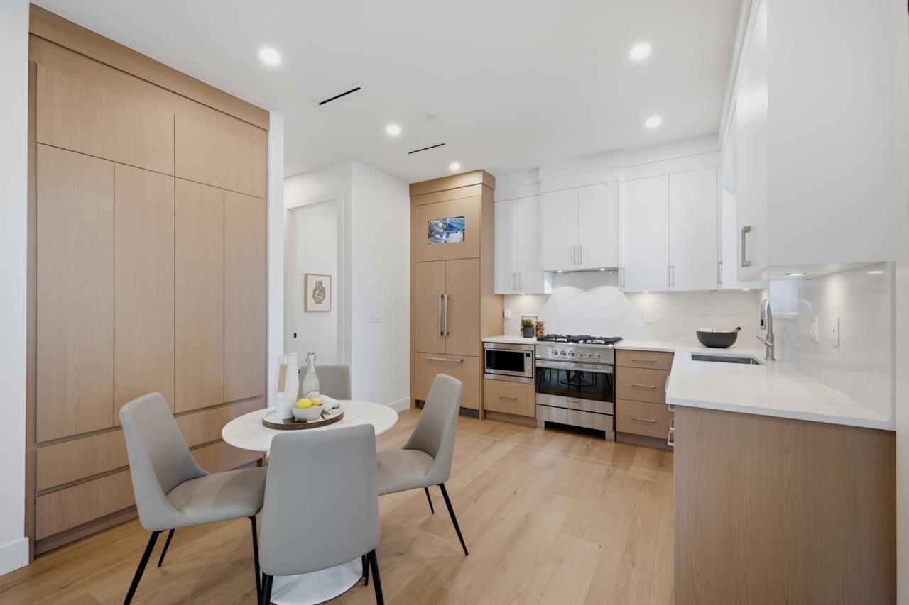 1-3018 E 19th Avenue, Vancouver, BC, V5M 2S9 - 6