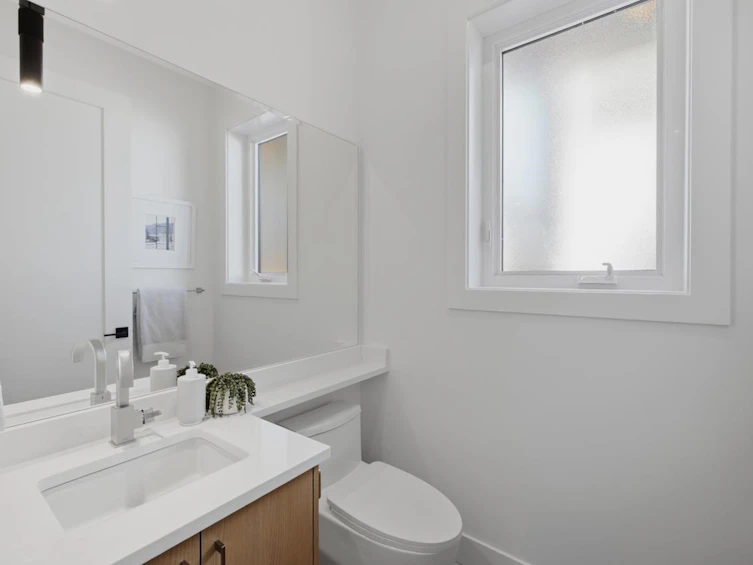 3016 E 19th Avenue, Vancouver, BC, V5M 2S9 - 13