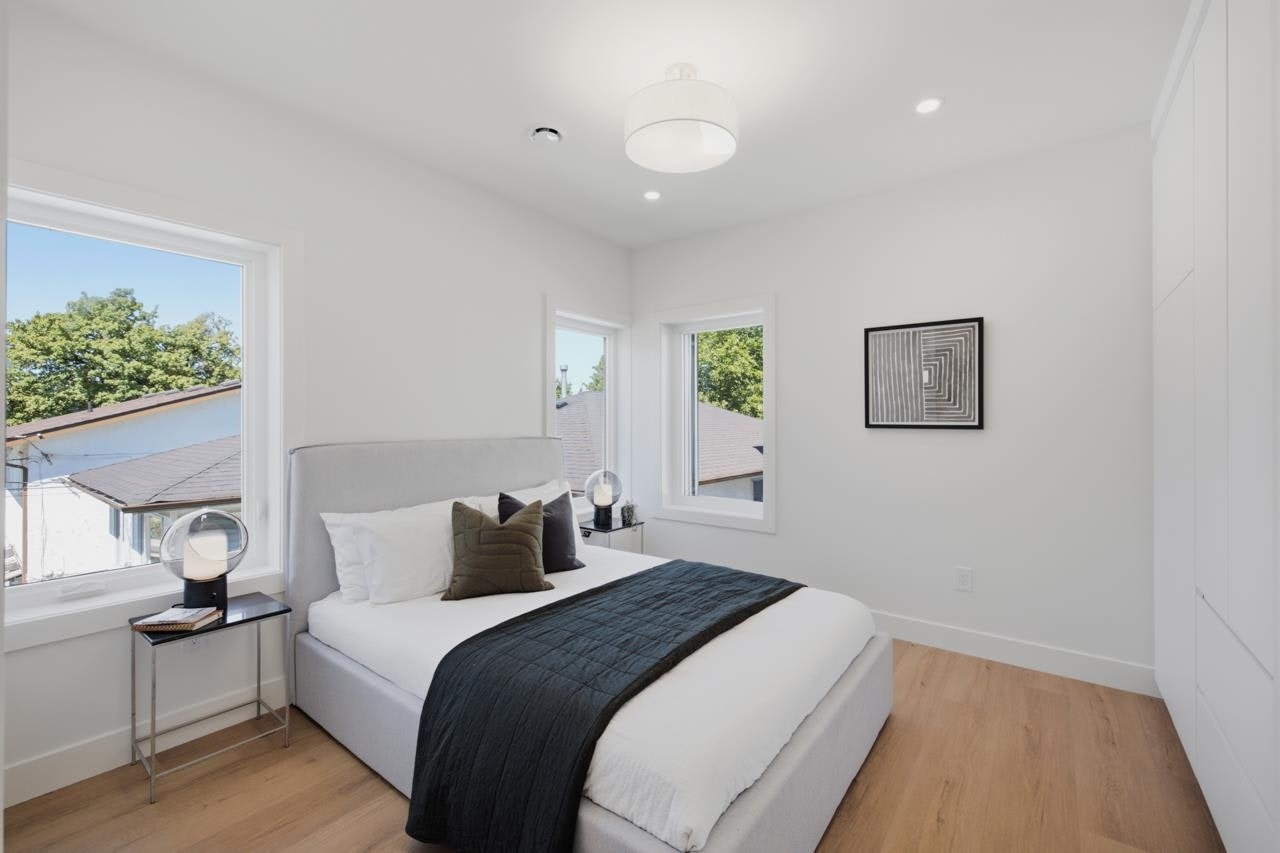 3016 E 19th Avenue, Vancouver, BC, V5M 2S9 - 20