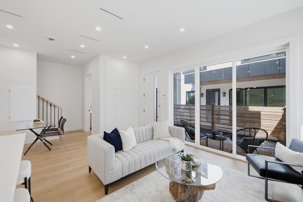 3016 E 19th Avenue, Vancouver, BC, V5M 2S9 - 7