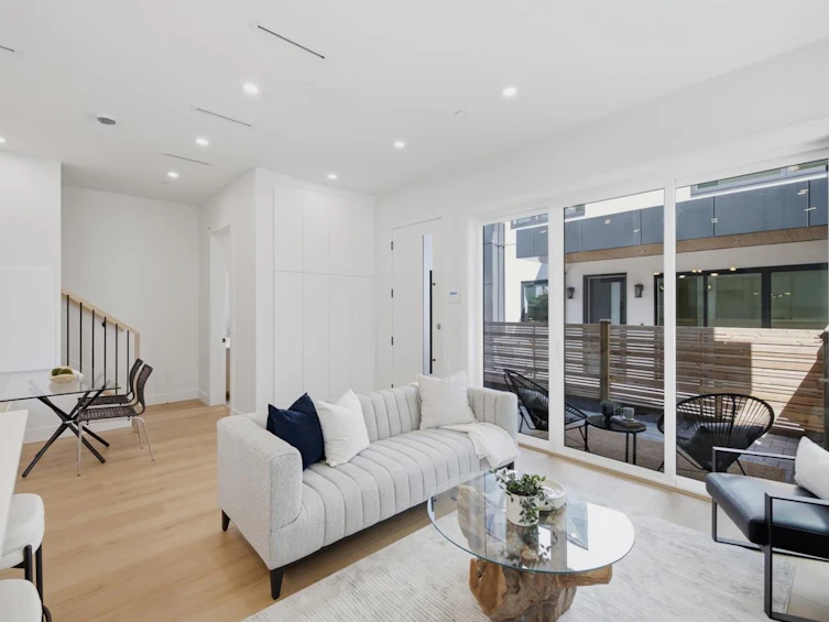 3016 E 19th Avenue, Vancouver, BC, V5M 2S9 - 7