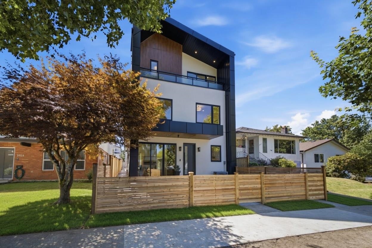 3016 E 19th Avenue, Vancouver, BC, V5M 2S9