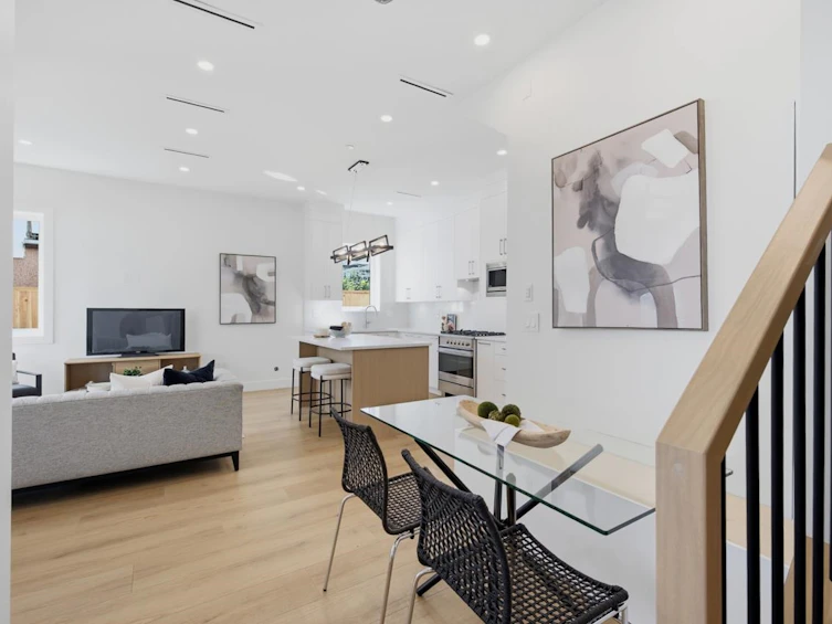 3016 E 19th Avenue, Vancouver, BC, V5M 2S9 - 9
