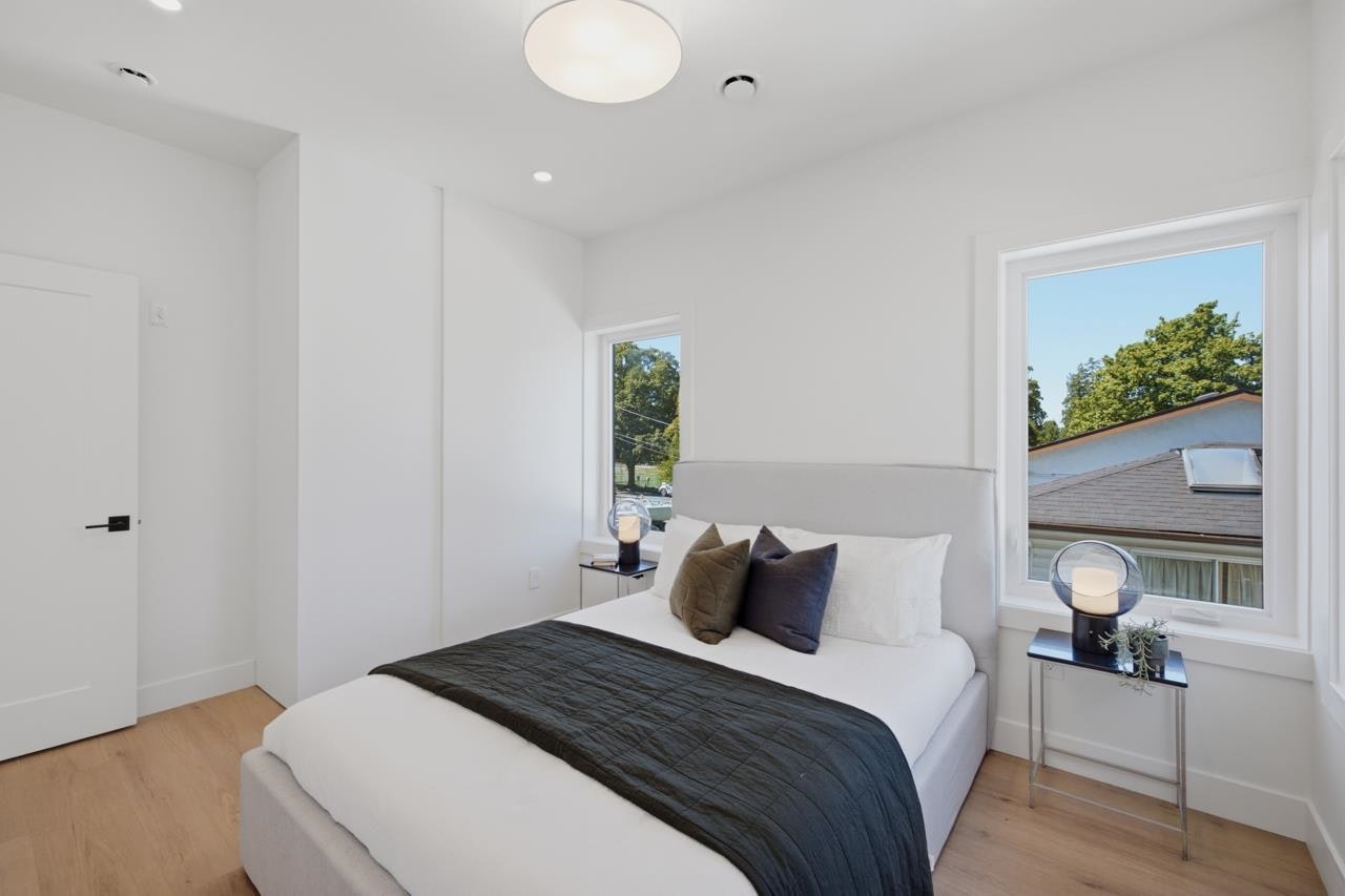 3016 E 19th Avenue, Vancouver, BC, V5M 2S9 - 21