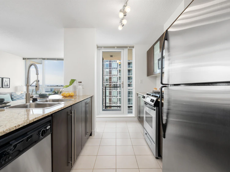 1001-7555 Alderbridge Way, Richmond, BC, V6X 4L3 - 10