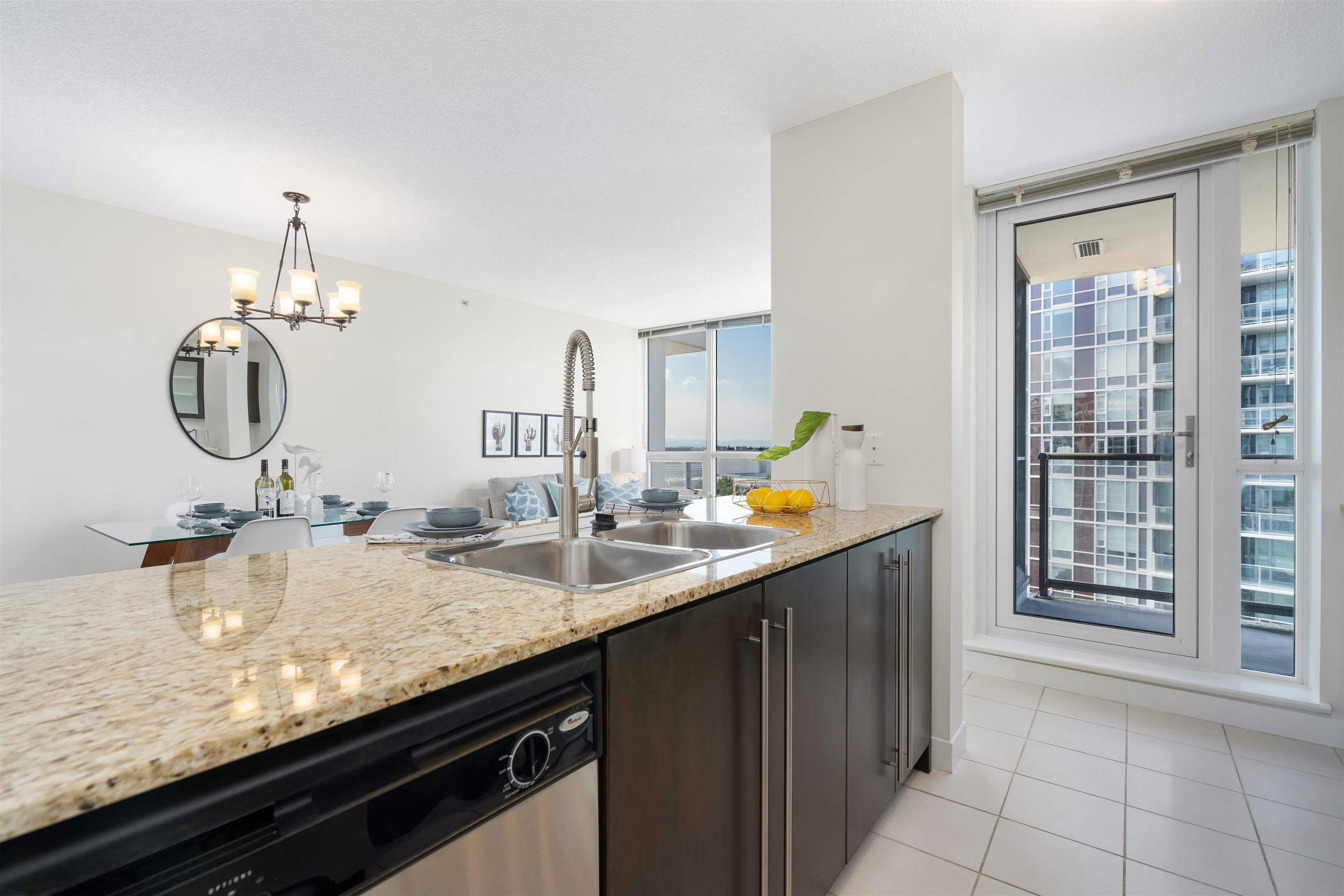 1001-7555 Alderbridge Way, Richmond, BC, V6X 4L3 - 9