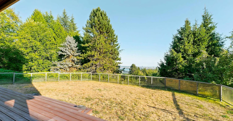 Lower-2426 Westhill Court, West Vancouver, BC, V7S 3A5 - 19