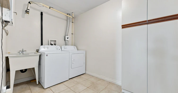 Lower-2426 Westhill Court, West Vancouver, BC, V7S 3A5 - 16